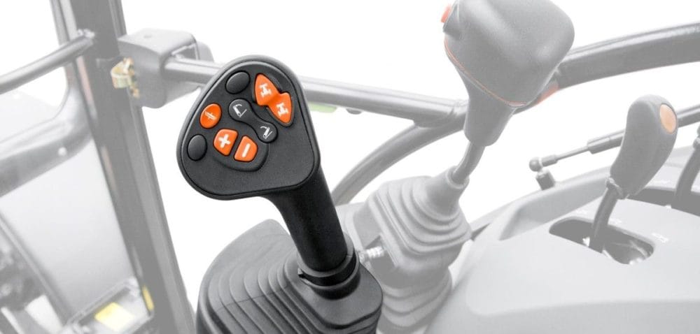 STEYR Kompakt Multicontroller: udoskonalenie ciągnika