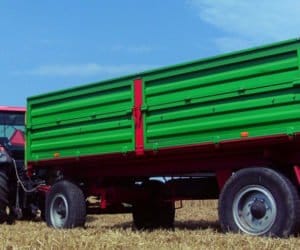 Niska sprzedaż przyczep rolniczych w&nbsp;październiku 2015 r.