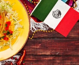 Pojechali z&nbsp;komisarzem Hoganem do Meksyku