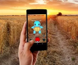 Grasz w POKEMON GO? Rób to z rozwagą!