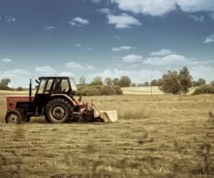 Agrocasco – jak ubezpieczyć maszyny?