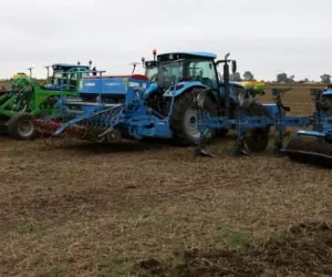 Pokazy polowe Bogart: siew rzepaku z&nbsp;użyciem maszyn Strip Dog