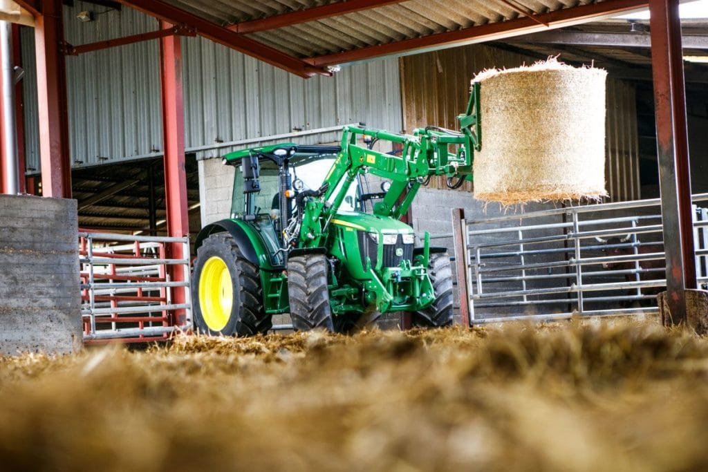 John Deere prezentuje nową serię 5   