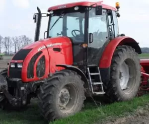 Obciążniki do ciągników: kupić czy zrobić samemu?