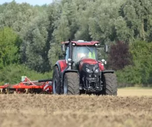 Sprzedaż ciągników rolniczych w drugiej dekadzie czerwca spadła