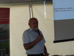 Prof. dr hab. Jerzy Szukała z Katedry Agronomii UP Poznań
