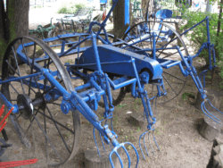 Takim sprzętem jeszcze niedawno zajmowali się mechanizatorzy rolnictwa