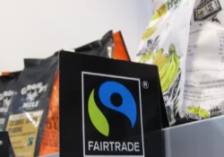produkty fairtrade na półce