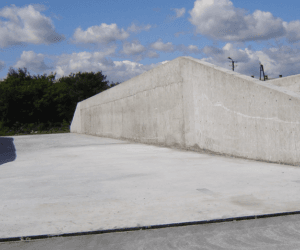 Silos betonowy – jak przechowywać kiszonkę z&nbsp;kukurydzy