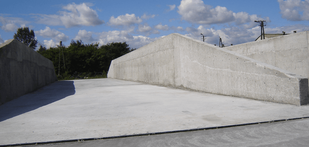 Silos betonowy – jak przechowywać kiszonkę z&nbsp;kukurydzy