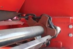 Hydrauliczny napęd przenośnika podłogowego