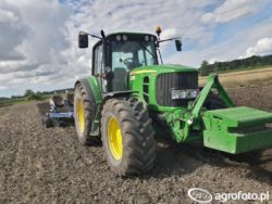 John Deere 6630