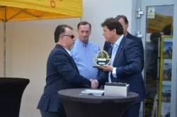 wręczenie statuetki