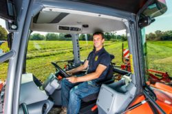 Fotel Kubota M5091