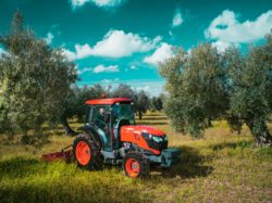 Kubota M5001 Narrow
