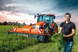 kubota m5 w polu
