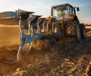 Jaki ciągnik rolniczy wybrałby św. Izydor Oracz?