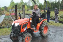 Kubota B1181 traktor do szkółek ogrodniczych