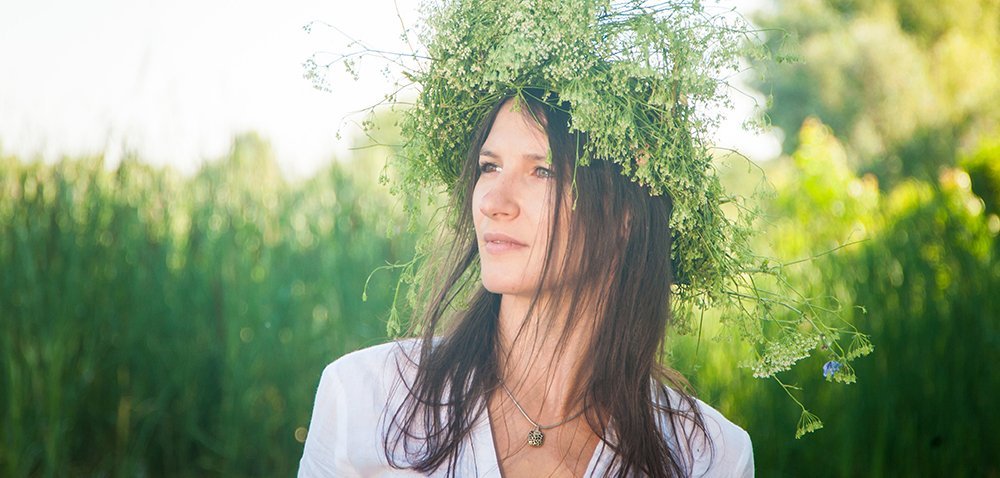 „Na Zielone Świątki umajone wszystkie kątki” – skąd ta tradycja?