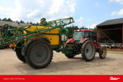 zetor z opryskiwaczem