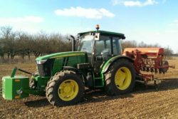 John Deere 5085M