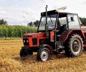 Używany ciągnik Zetor 5211