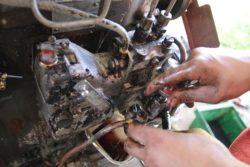 remont pompy wtryskowej, Dobry mechanik rolniczy