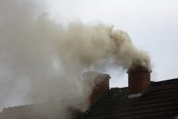 Smog złej jakości powietrze na wsi