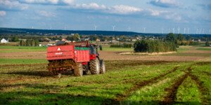 Do kiedy wywóz obornika? Stosowanie nawozów naturalnych – nowy termin