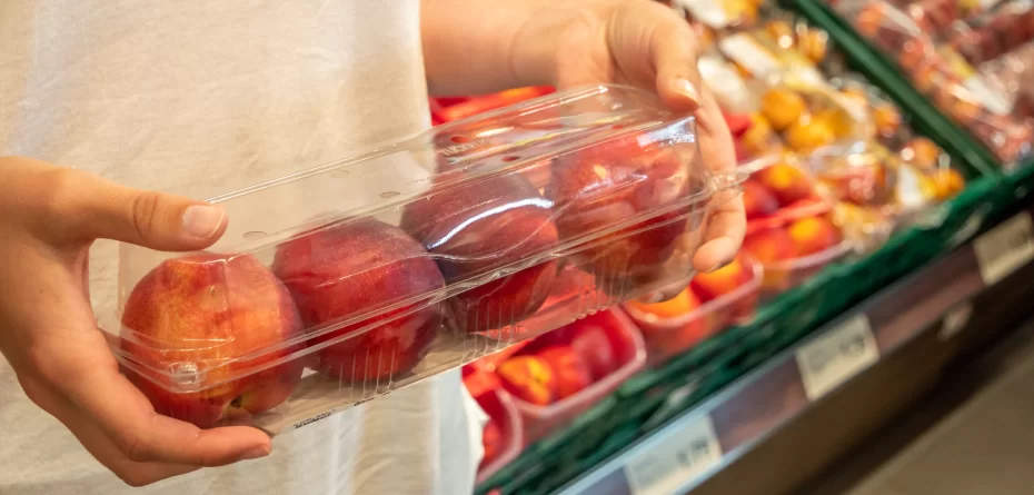 Zero plastiku w opakowaniach na owoce. Mniej odpadów?