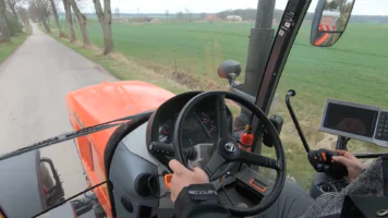 Kubota serii M7003