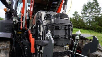silnik Kubota 4&nbsp;cylindry