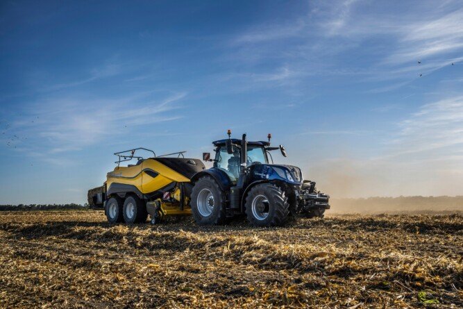 Top 5 ciągników rolniczych. Traktor NH T7