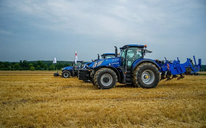 Aktualności rolnicze - Rejestracje ciągników w lutym 2023