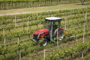 ciągnik Massey-Ferguson-mf-3-gallery-02