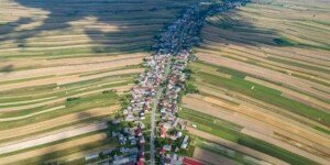 umowa koalicyjna - wieś z lotu ptaka - polska wieś