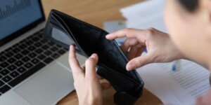 Wstrzymanie wypłaty dopłat bezpośrednich po wiosennych działaniach