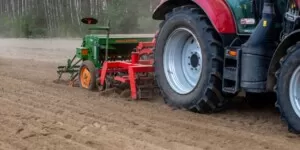 Aktualne ceny usług rolniczych-ceny usług rolniczych marzec 2024
