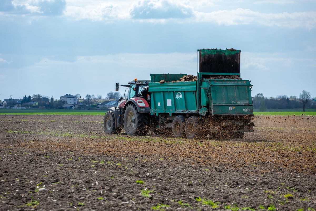 Ile wyniosą kary za nawożenie niezgodnie z prawem od 2026 r.? 