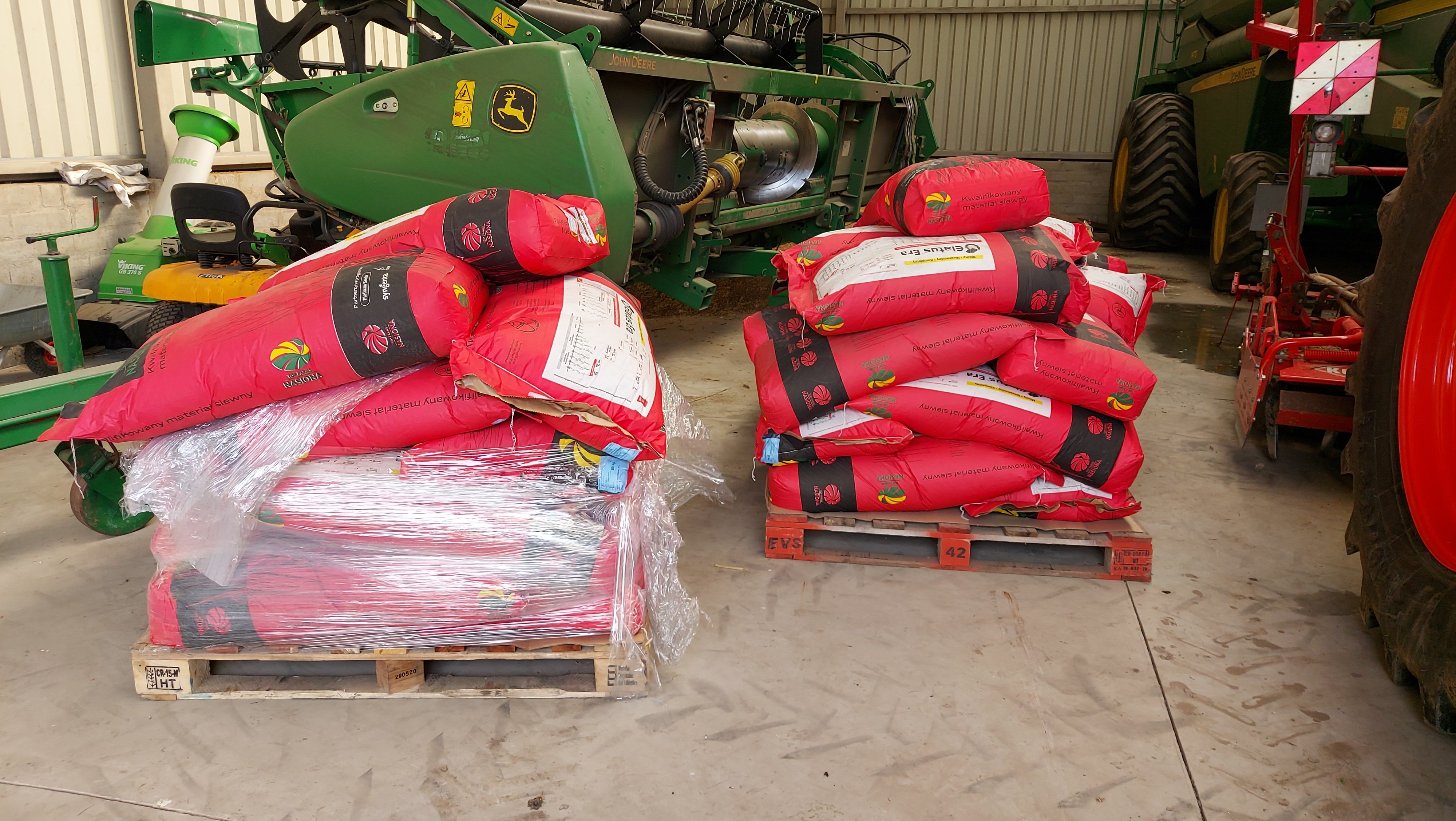 Pomoc de minimis na materiał siewny 2025 – dopłaty do nasion zbliżają się do końca naboru