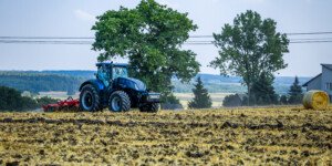 ARiMR zwiększa środki! Sprawdź, czy dostaniesz dotację na maszyny rolnicze 2025