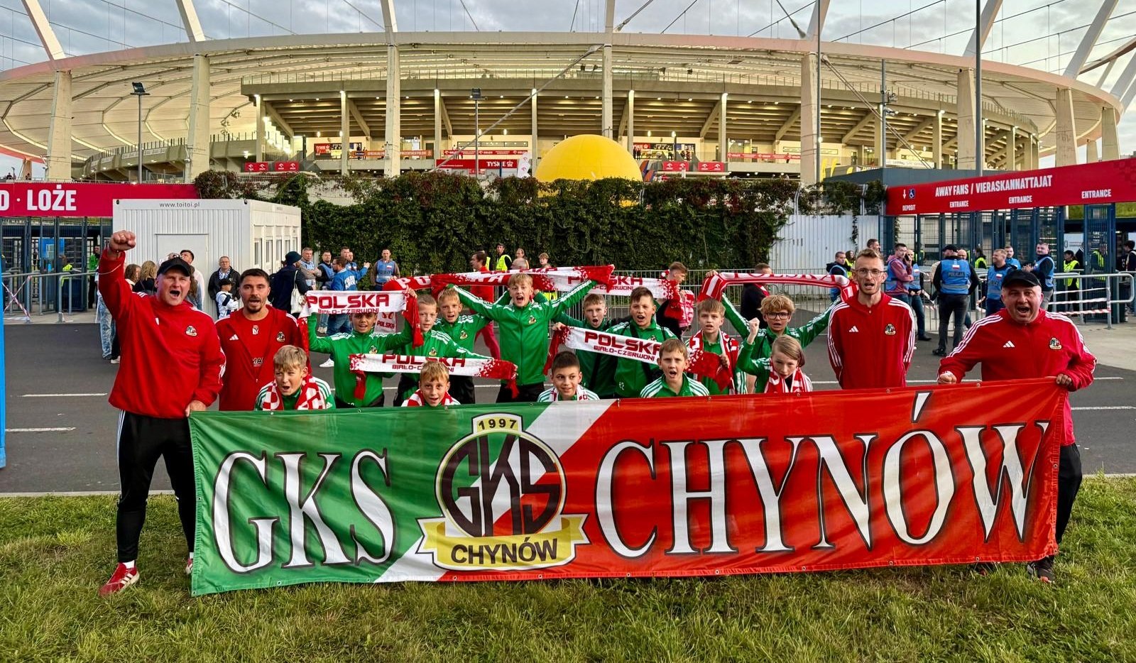 PROCAM Cup 2025: młodzi piłkarze spotkali się z Robertem Lewandowskim