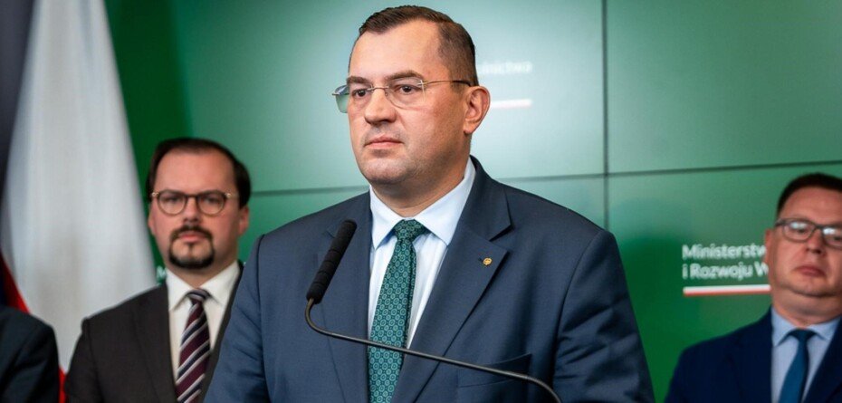 Stefan Krajewski ogłasza pilne spotkanie z rolnikami w Warszawie