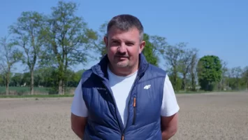 Click Premium: Opinie rolników o&nbsp;powschodowym środku na chwasty w&nbsp;kukurydzy.