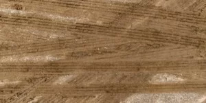 Czy utwardzenie działki rolnej wymaga zgłoszenia?