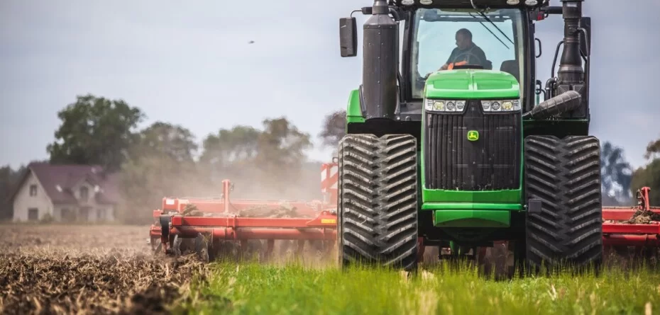 Rolnik aktywny zawodowo 2026. Ile trzeba wykazać na hektar?