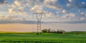 Zasiedzenie służebności przesyłu po wyroku TK. Rolnicy mają czas do 2 marca