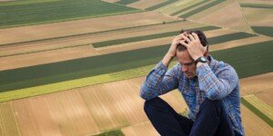 Pomoc psychologiczna dla rolników pilnie potrzebna na wsi?