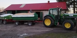 Ceny pszenicy 2026: do 890 zł/t. Sprzedawać zboże czy czekać?