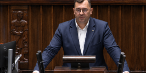 Pomoc po przymrozkach ma być większa. Minister zapowiada zmiany dla rolników